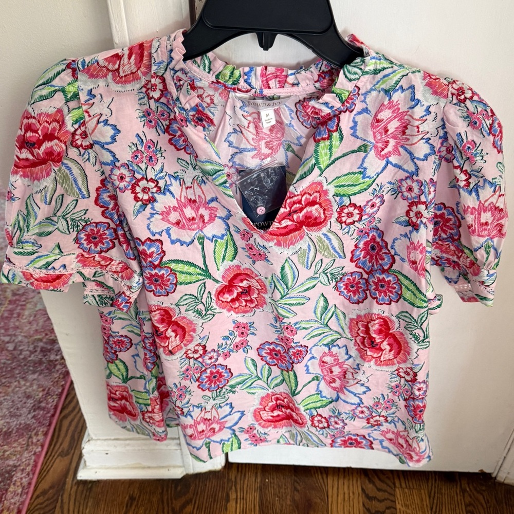 NWT floral top